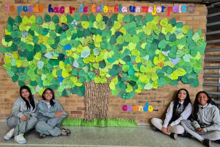 ÁRBOL PATRIOTICO 1